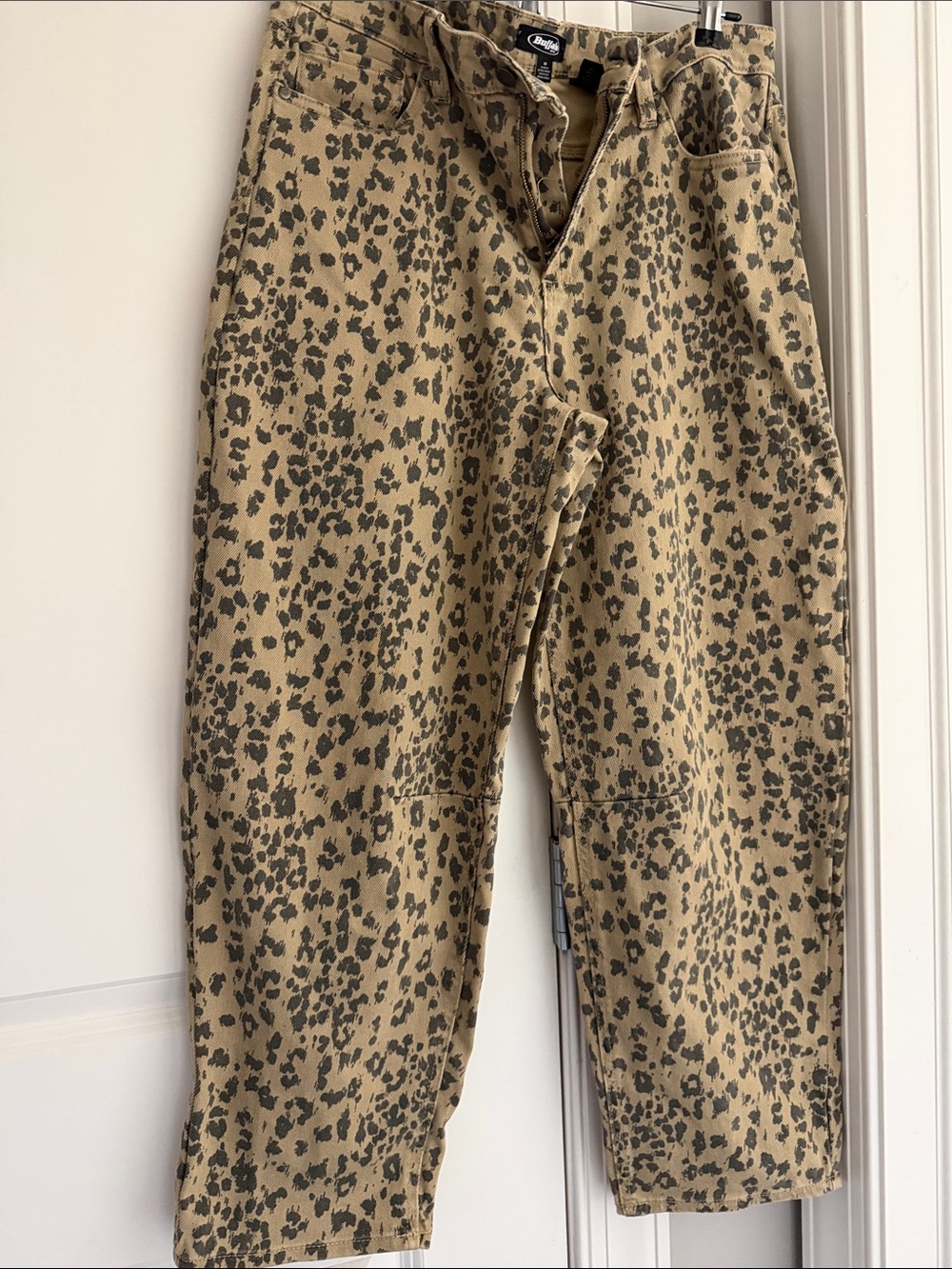 Women’s Buffalo Barrel Tan Leopard-Print Jeans